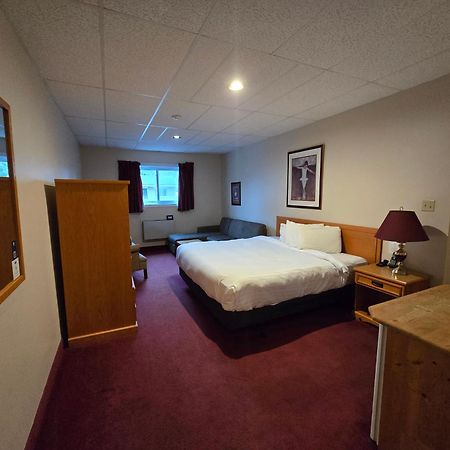 Travelodge By Wyndham Port Elgin Esterno foto