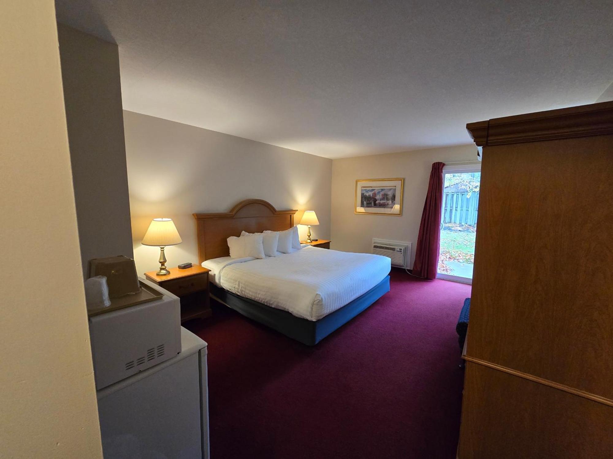 Travelodge By Wyndham Port Elgin Esterno foto