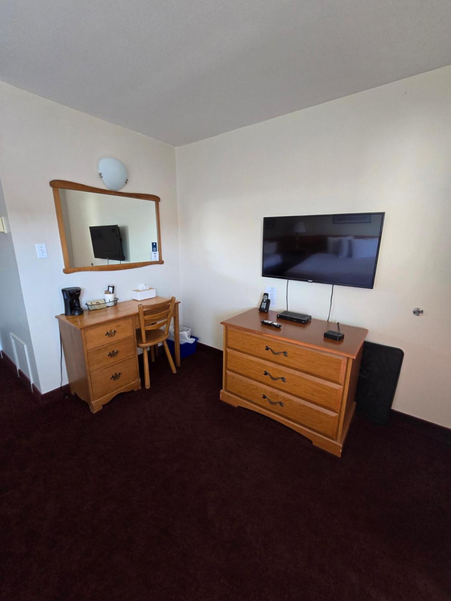 Travelodge By Wyndham Port Elgin Esterno foto