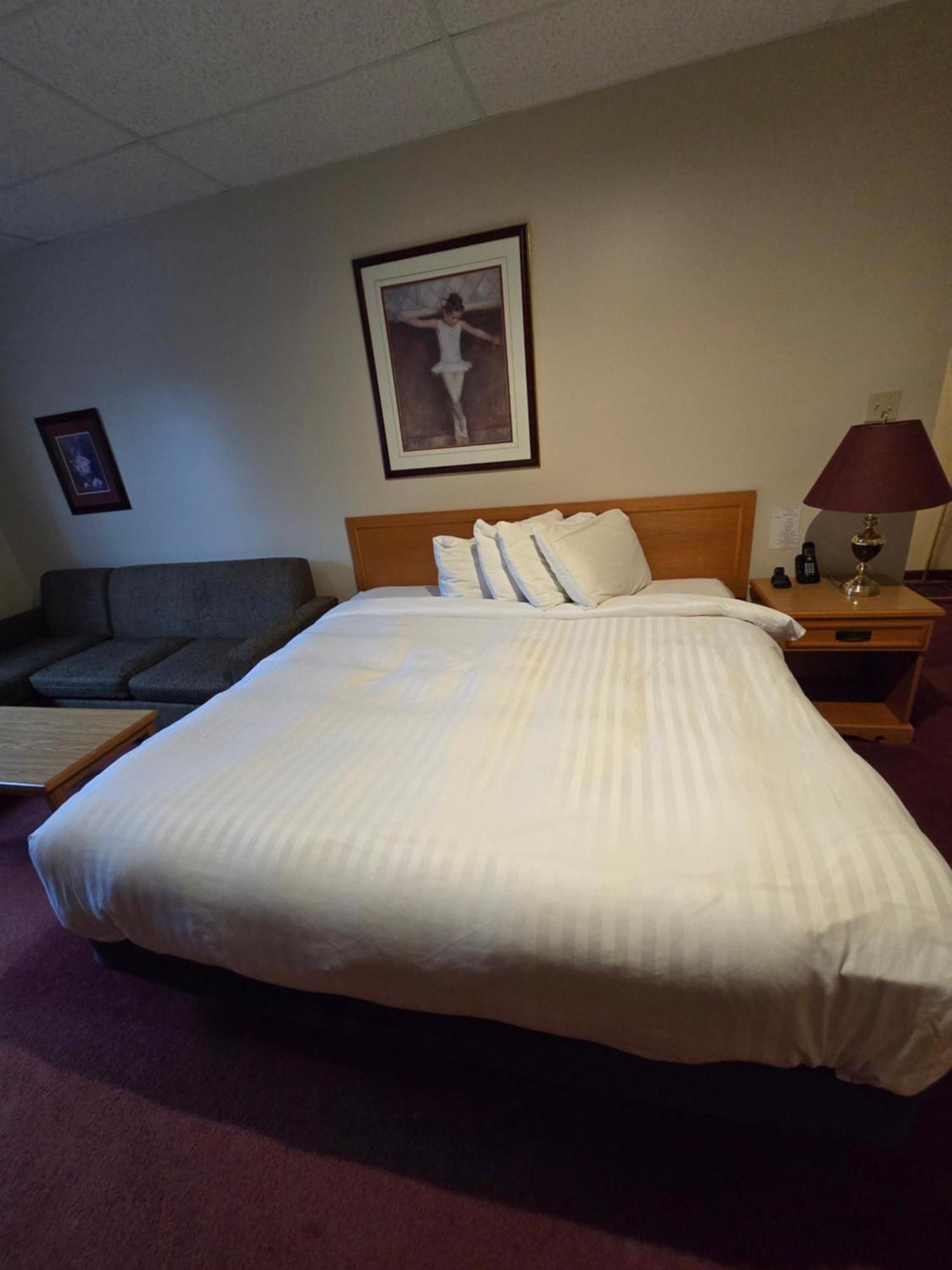 Travelodge By Wyndham Port Elgin Esterno foto