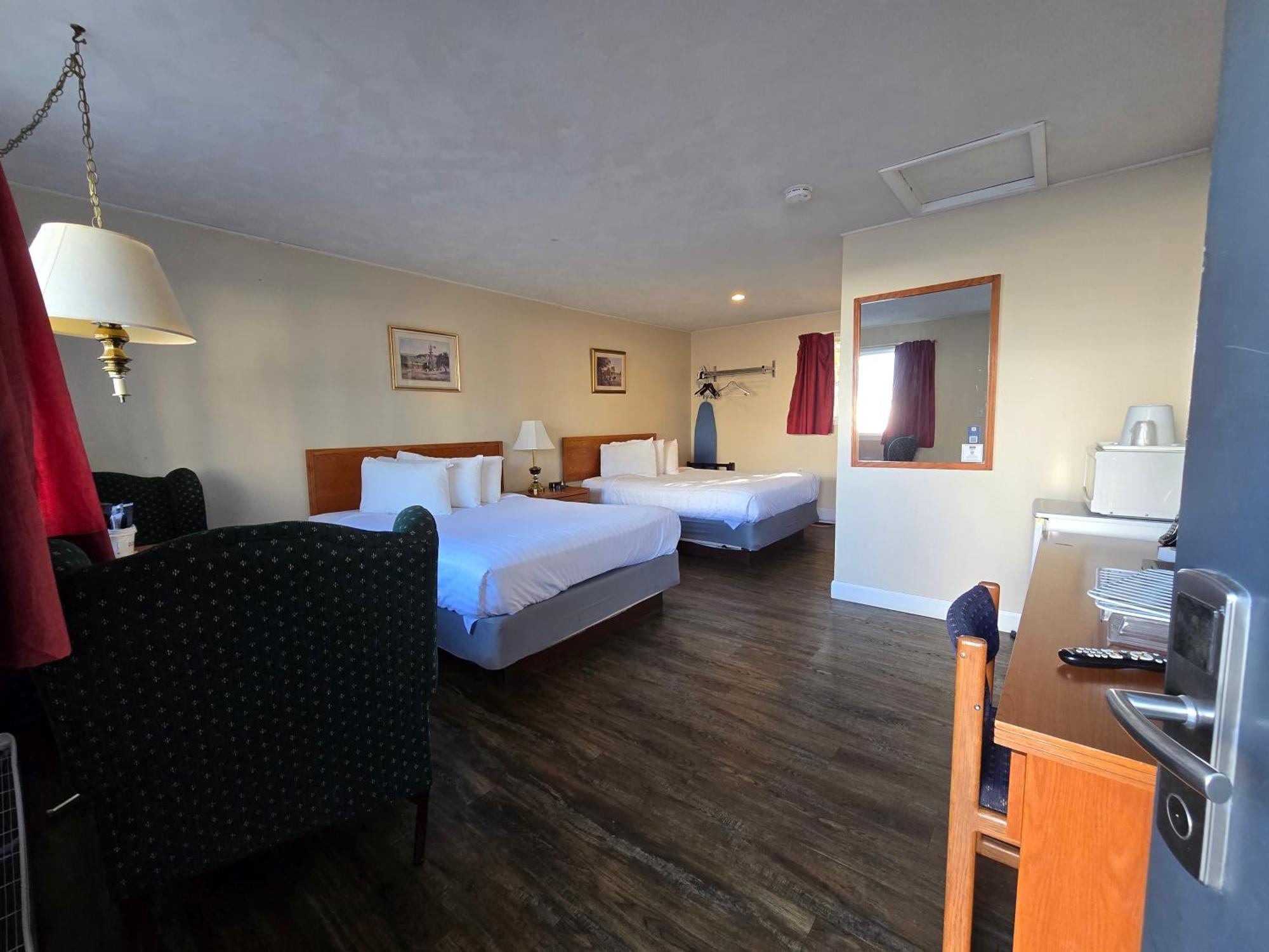 Travelodge By Wyndham Port Elgin Esterno foto