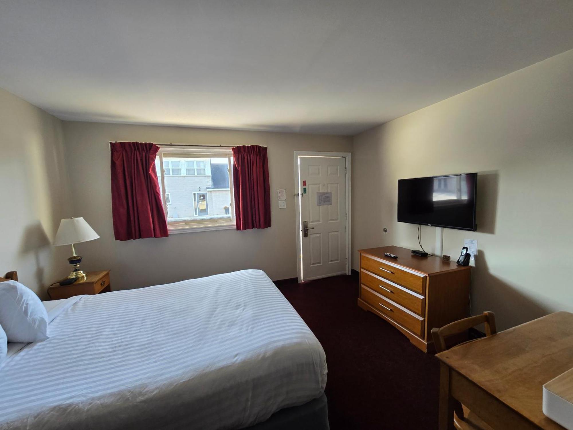 Travelodge By Wyndham Port Elgin Esterno foto